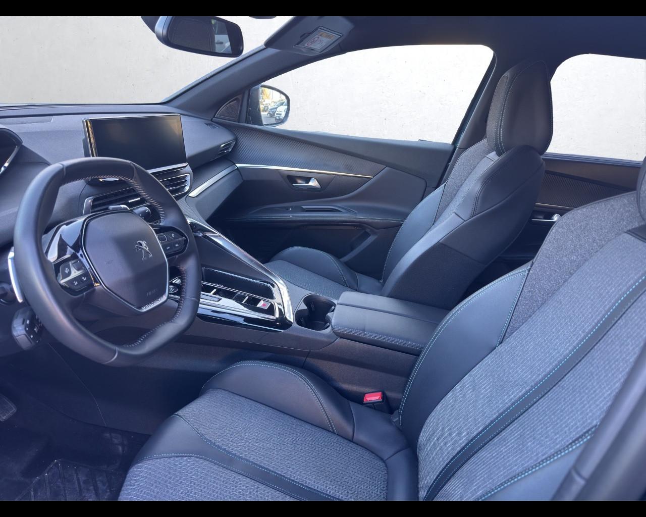 PEUGEOT 5008 2ª serie - 5008 BlueHDi 130 S&S EAT8 Allure Pack