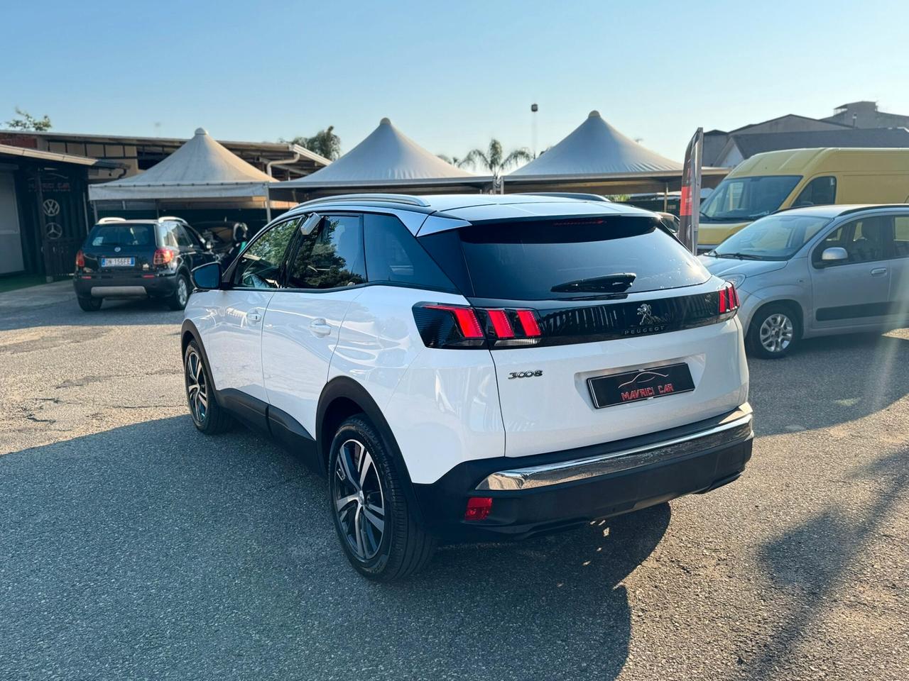 Peugeot 3008 BlueHDi 130 S&S EAT8 Allure