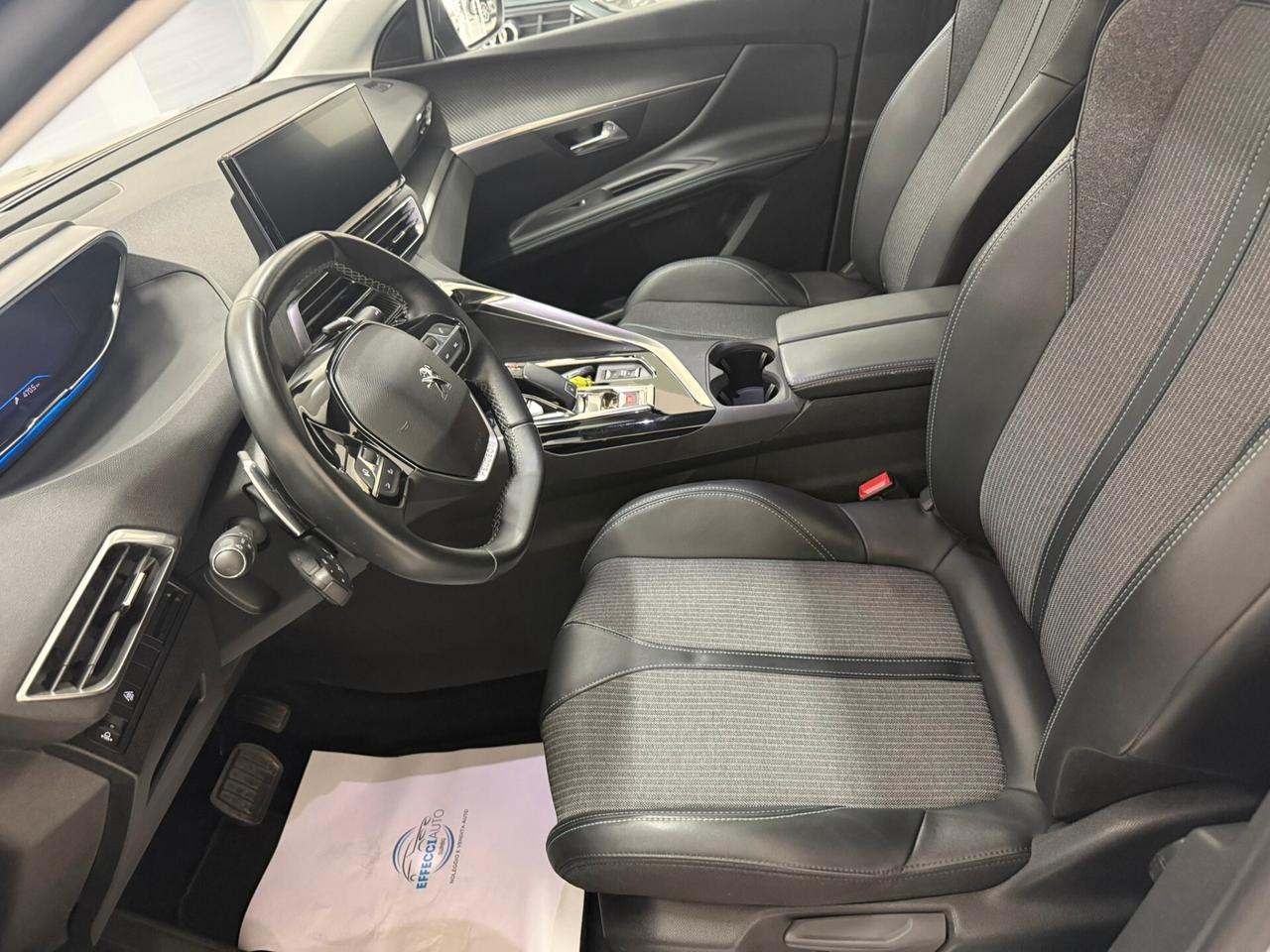 Peugeot 3008 BlueHDi 130 S&S EAT8 Allure