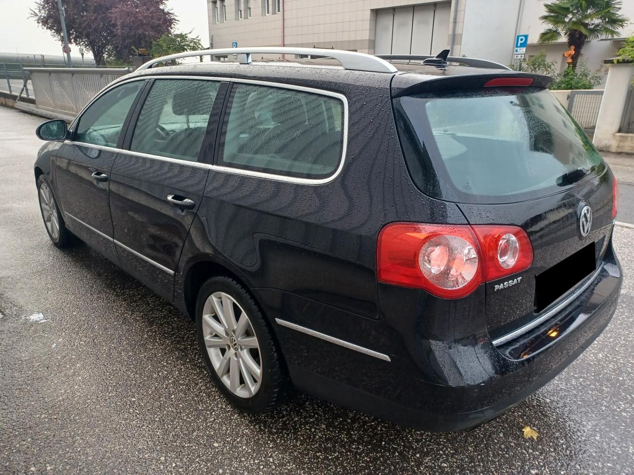 Volkswagen Passat 2.0 TDI DPF Var. Comfortline