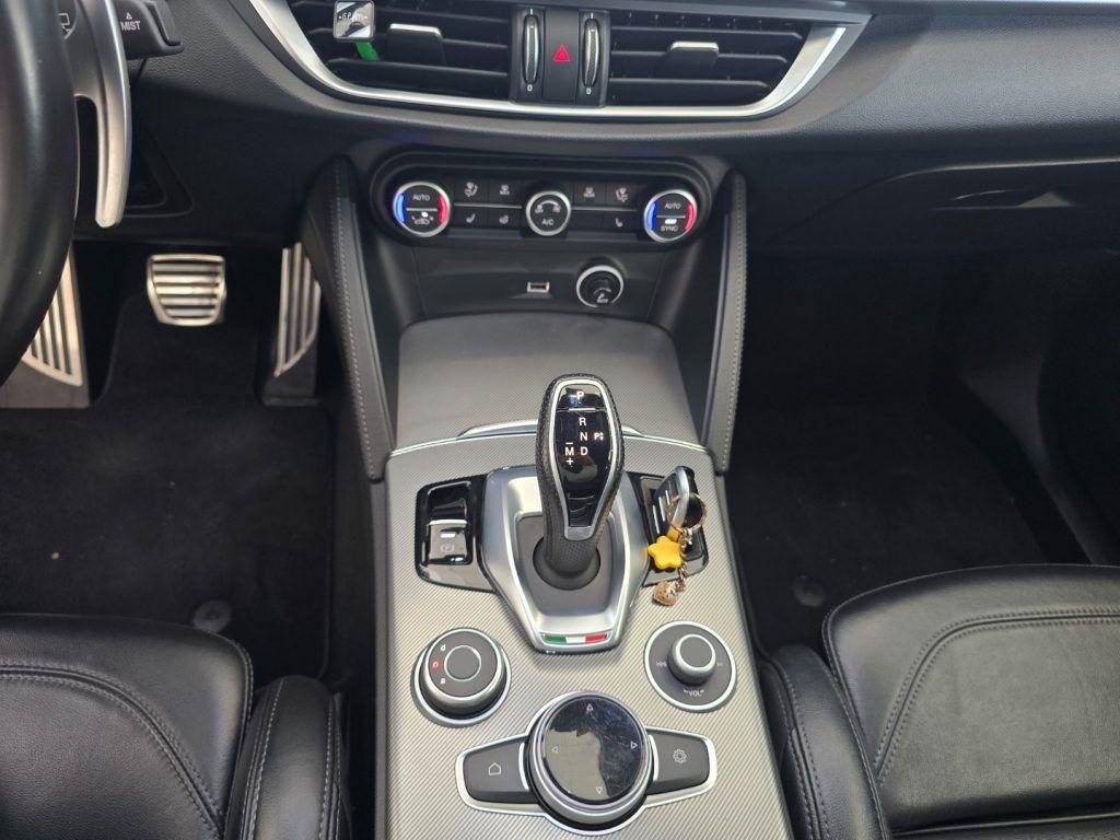 Alfa Romeo Stelvio 2.2 Turbodiesel 210 CV AT8 Q4 Veloce
