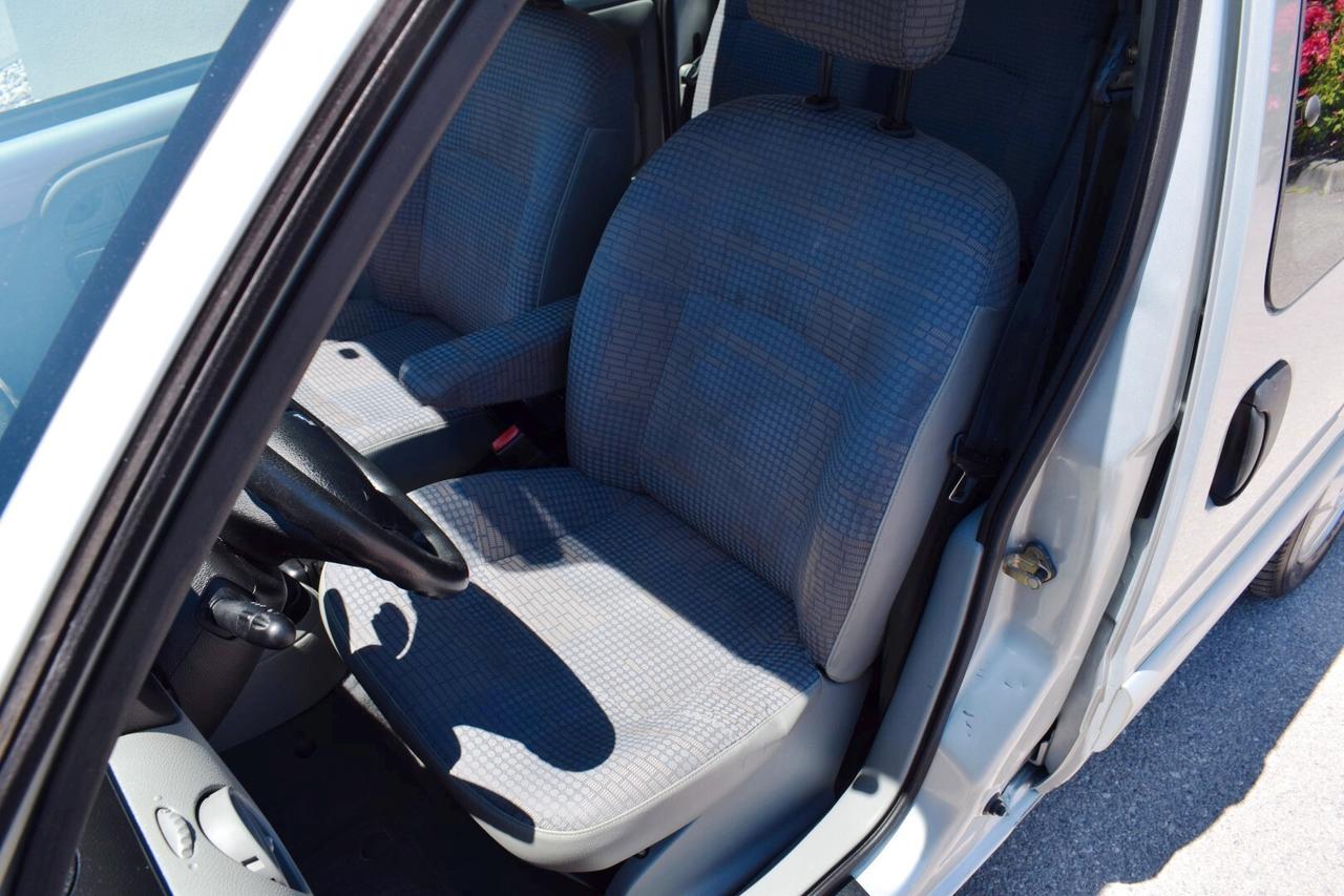 Renault Kangoo 1.5 dCi/84CV 5p. Luxe