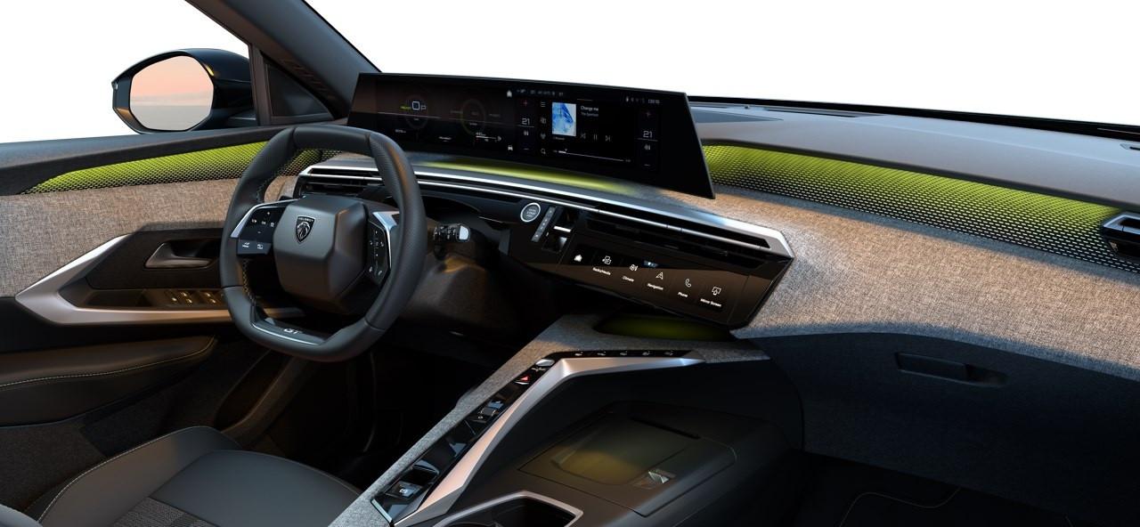 PEUGEOT Nuovo 5008 Hybrid 145 e-DCS6 GT