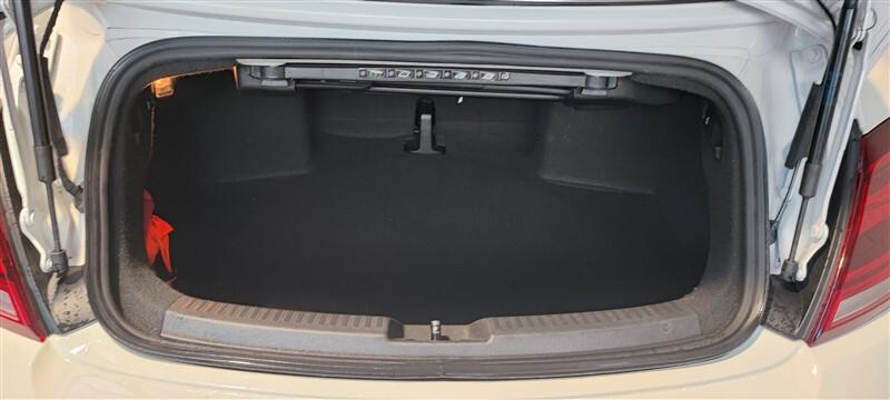 Volkswagen Maggiolino Cabrio 2.0 TDI Design