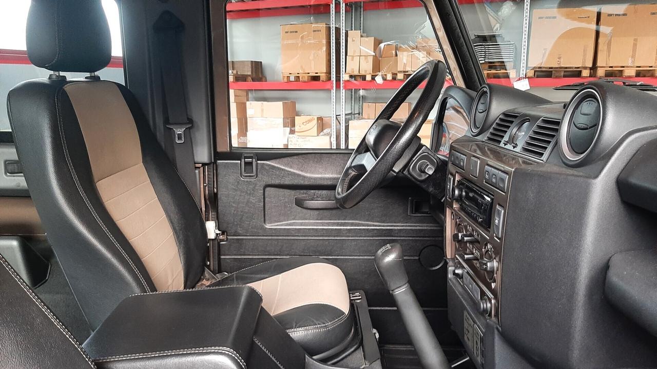 Land Rover Defender 90 2.4 TD4 Pick Up S