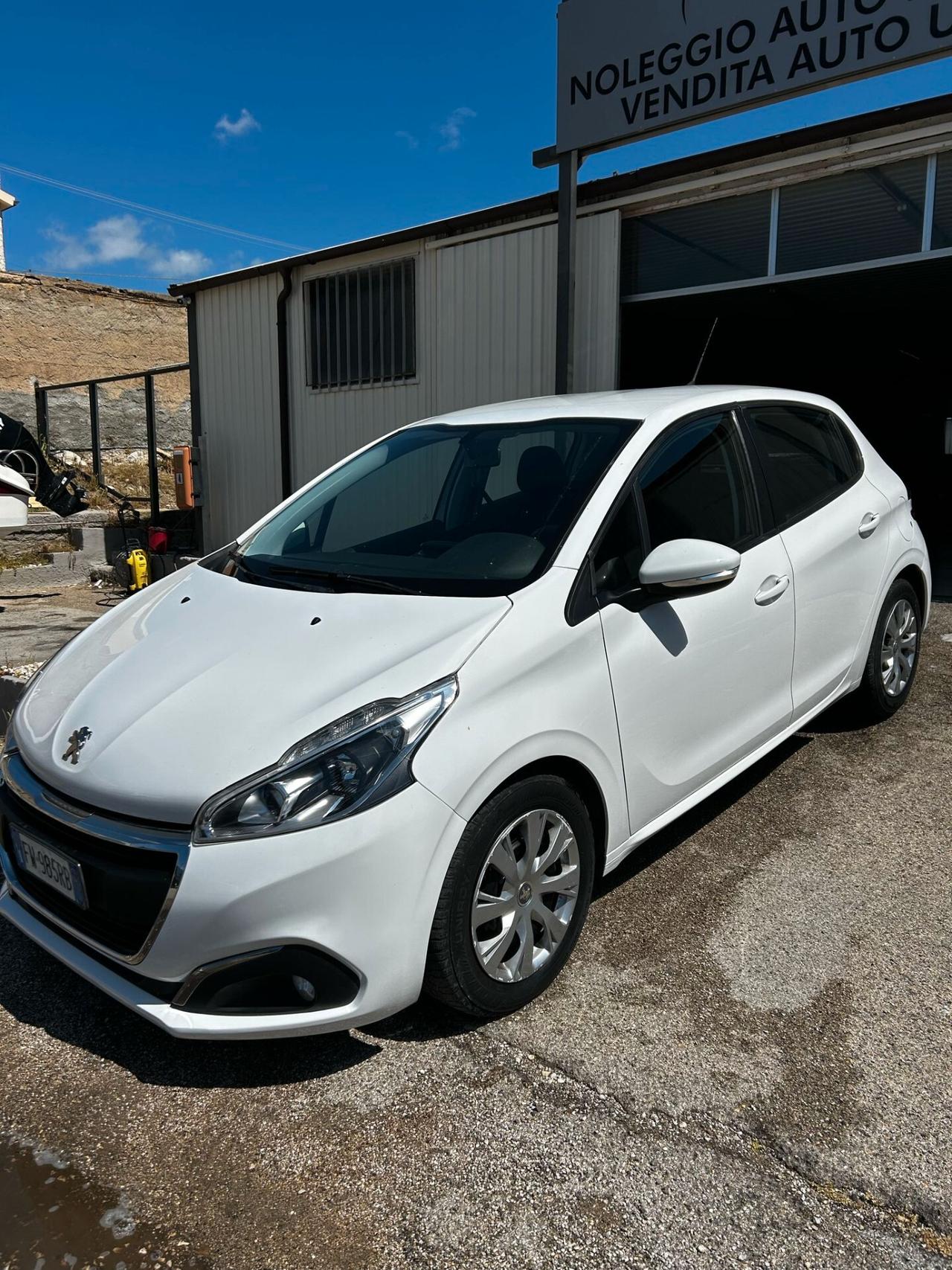 Peugeot 208 BlueHDi 100 S&S 5 porte Allure