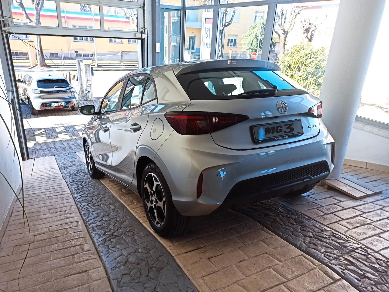 Mg MG3 1.5 Comfort km0 2-2026