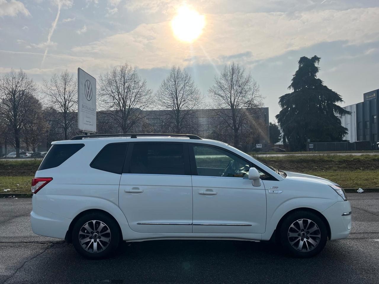 Ssangyong Rodius 2.2 Diesel 4WD A/T Classy