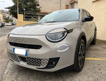 Fiat 600 Hybrid 110 CV DCT MHEV La Prima