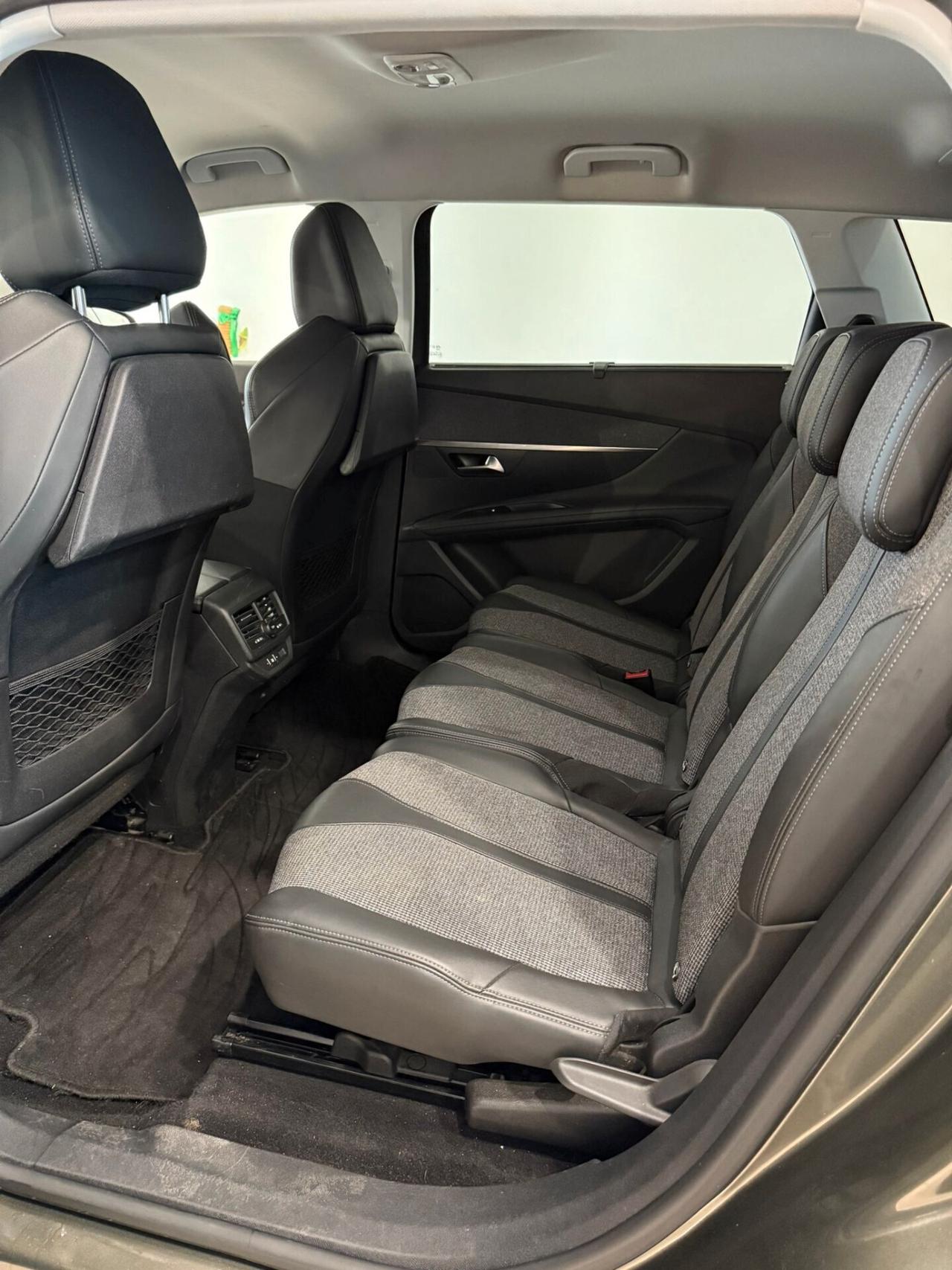 PEUGEOT 5008 1.5 130CV ALLURE CON SOLI 100.000 KM 7POSTI