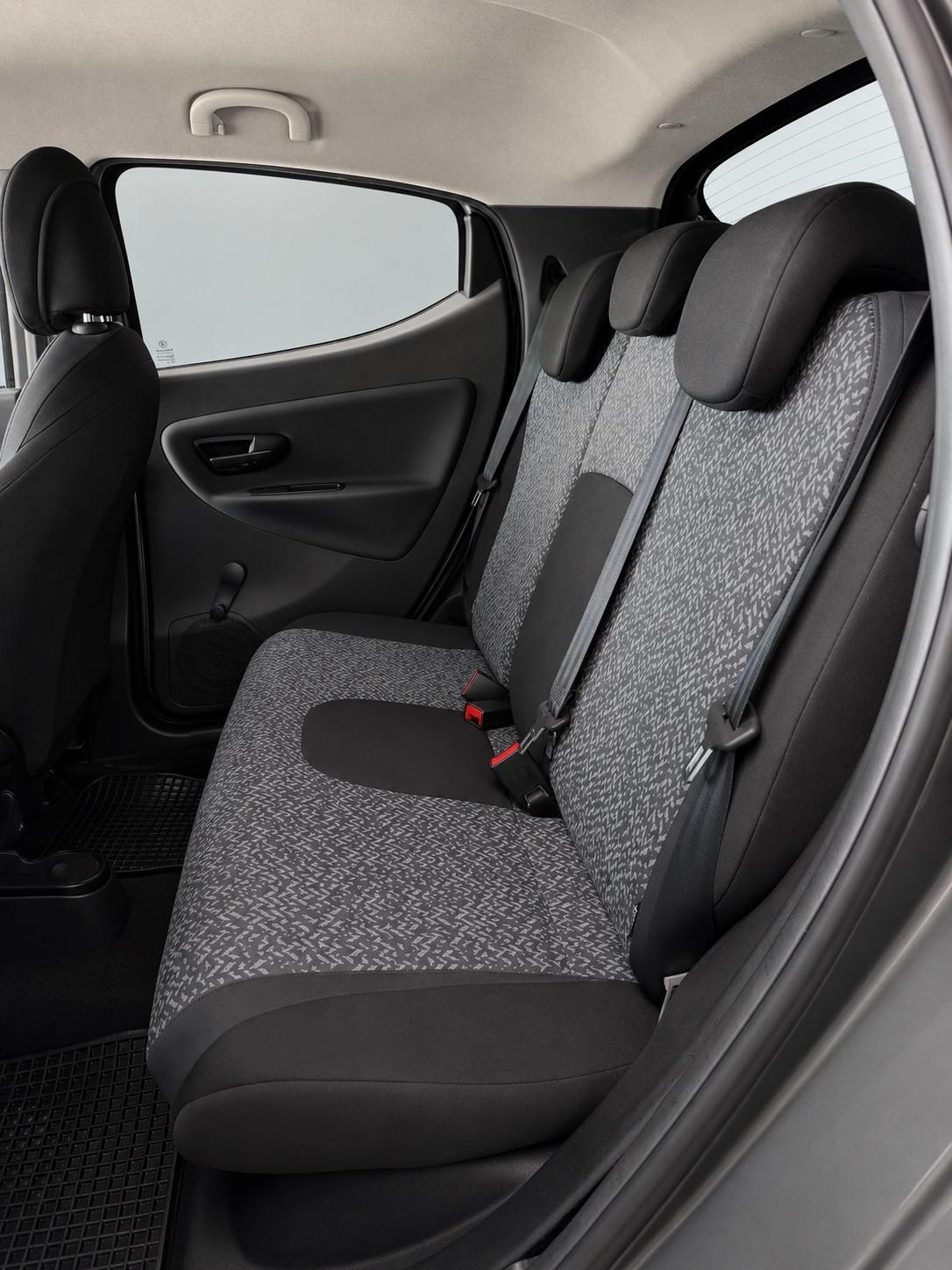 Lancia Ypsilon 1.0 Hybrid Ecochic Gold 2022