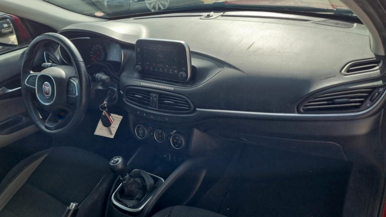 Fiat Tipo 1.6 Mjt S&S 5 porte S-Design