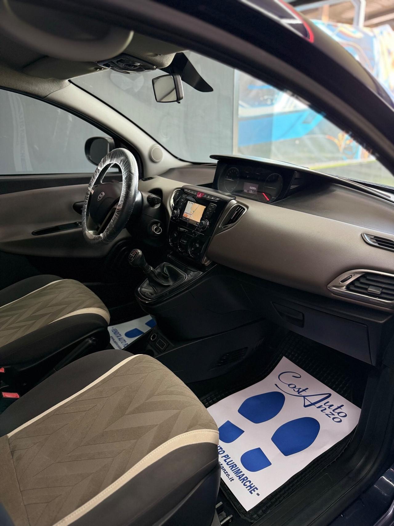 Lancia Ypsilon 1.3 Multijet 95cv 11/2015 Full Optional