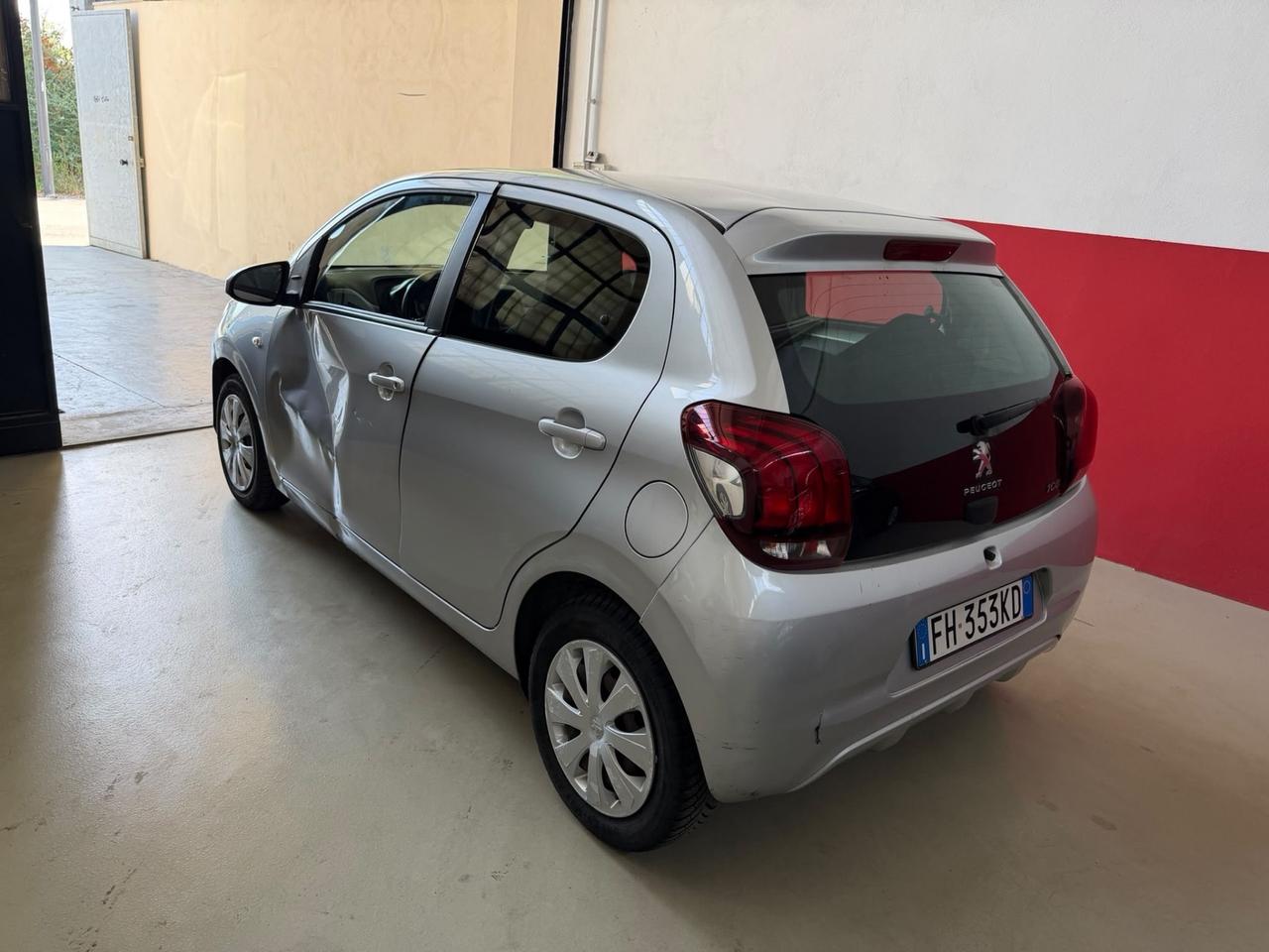 Peugeot 108 VTi 68 5 porte Allure TOP!