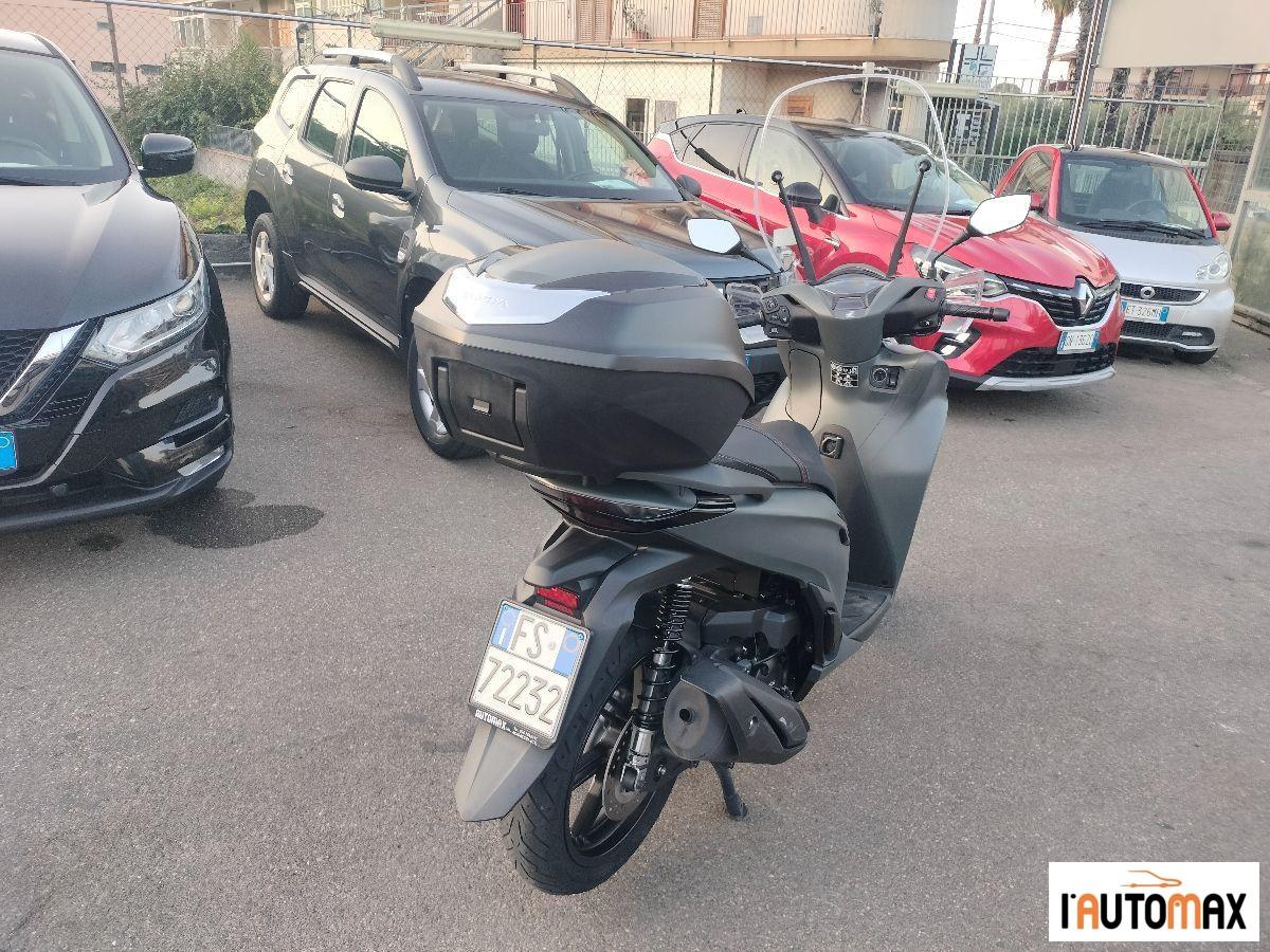 Honda - SH 350 - i Sport