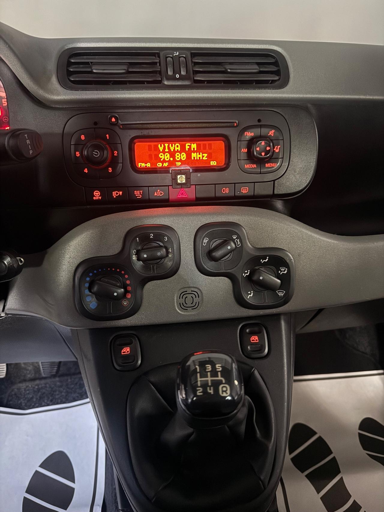 Fiat Panda 1.2 Lounge ADATTA A NEOPATENTATI