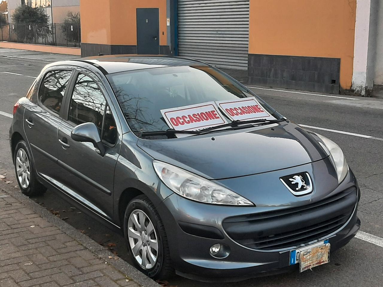 Peugeot 207 1.4 8V 75CV 5p. X Line ECO GPL X NEO PATENTATI A 3.999 EU