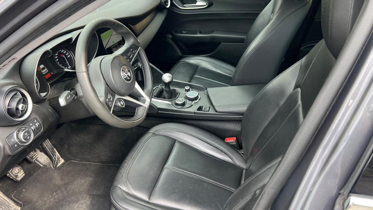 Alfa Romeo Giulia 2.2 Turbodiesel 150 CV Super