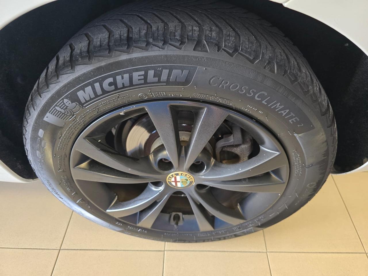 Alfa Romeo Giulietta 1.6 JTDm-2 105 CV Exclusive