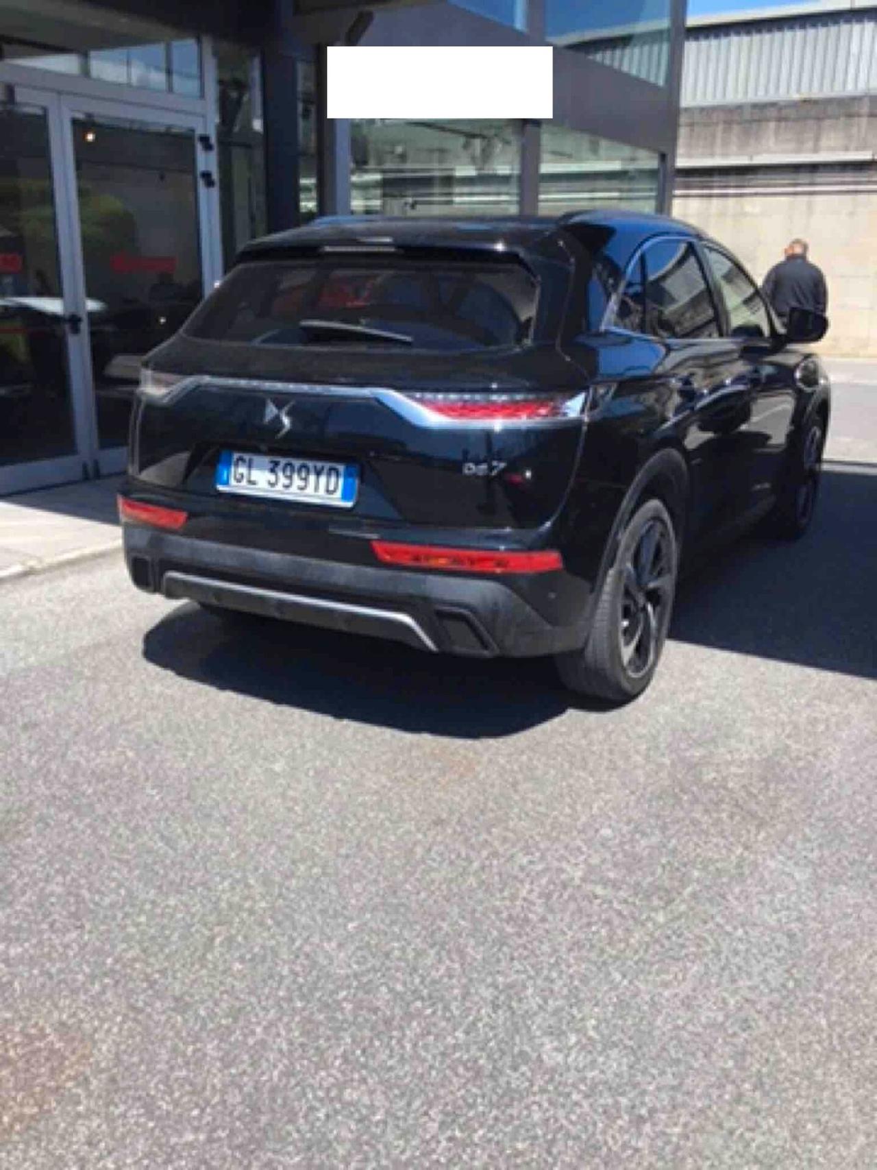DS 7 CROSSBACK 1.5 BLUEHDI 130CV AUT. GRAN CHIC ( FARI LED - COCKPIT - CRUISE - CLIMA TRIZONA - PELLE - NAVI - MIRROR - PDC - TELECAMERA POST. - CERCHI 19 )