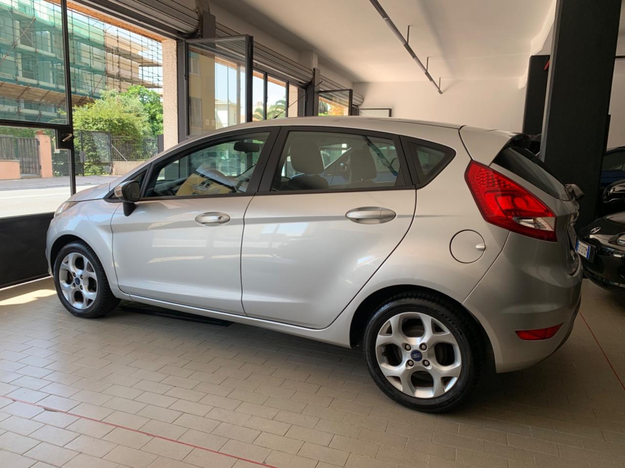 Ford Fiesta 1.2 82 CV 5 porte Titanium