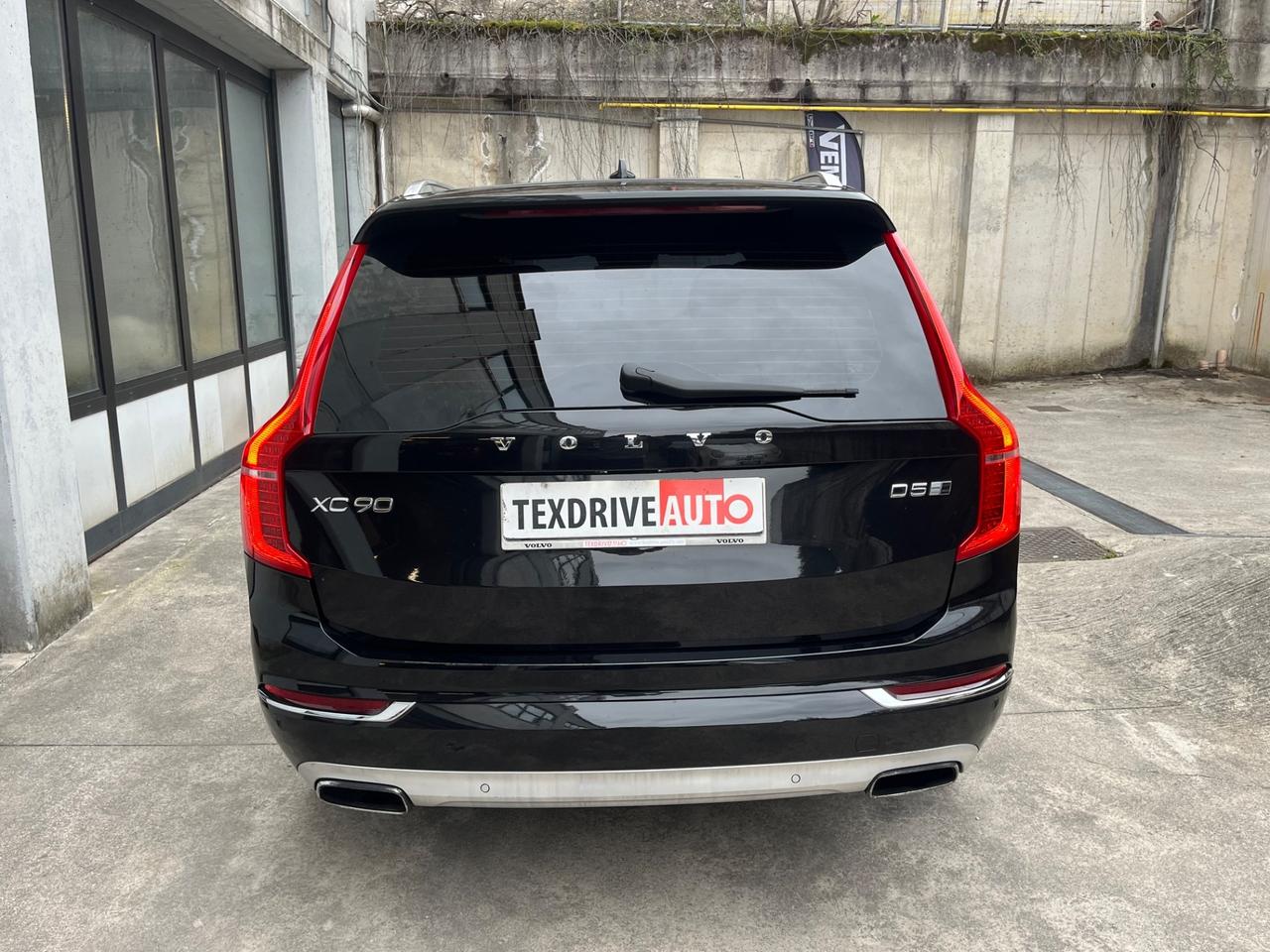 Volvo XC 90 XC90 D5 AWD Geartronic 7 posti Inscription