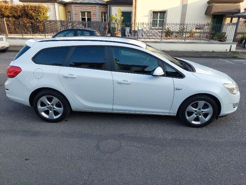 Opel Astra 1.7 CDTI 110CV Sports Tourer Elective frizione Nuova
