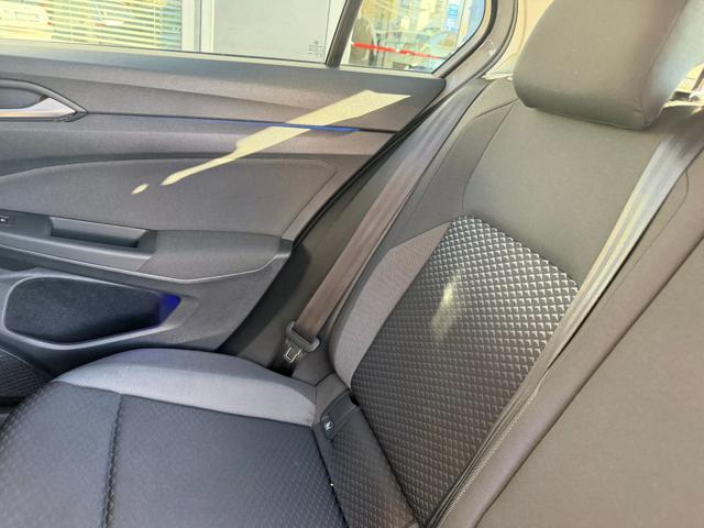 VOLKSWAGEN Golf 1.5 eTSI 130 CV Active DSG