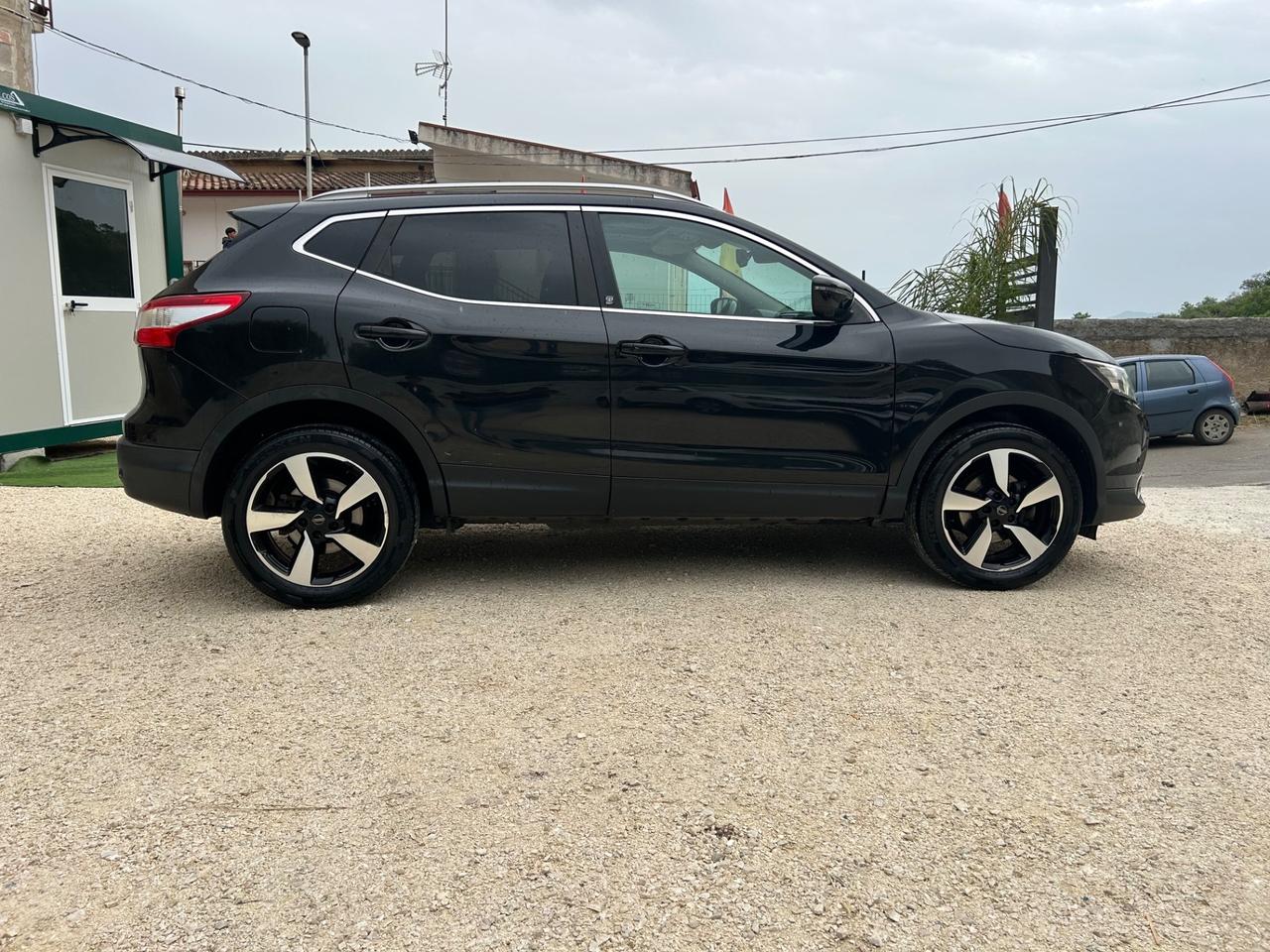 Nissan Qashqai 1.5 dCi N-Connecta