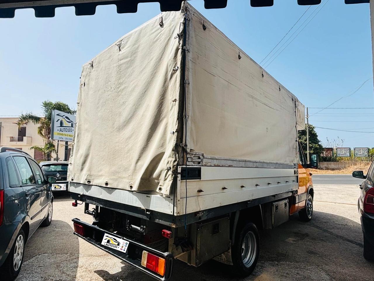 IVECO DAILY (CABINATO)