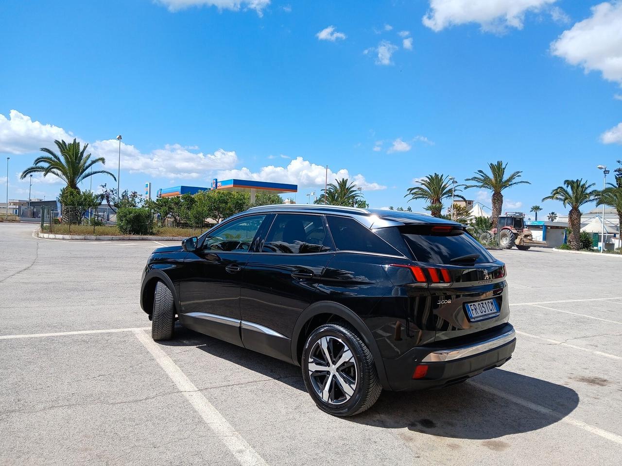 PEUGEOT 3008 1.5 130CV