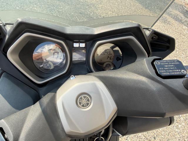 YAMAHA X-Max 125 X MAX 125cc CON BAULETTO solo 35000 KM