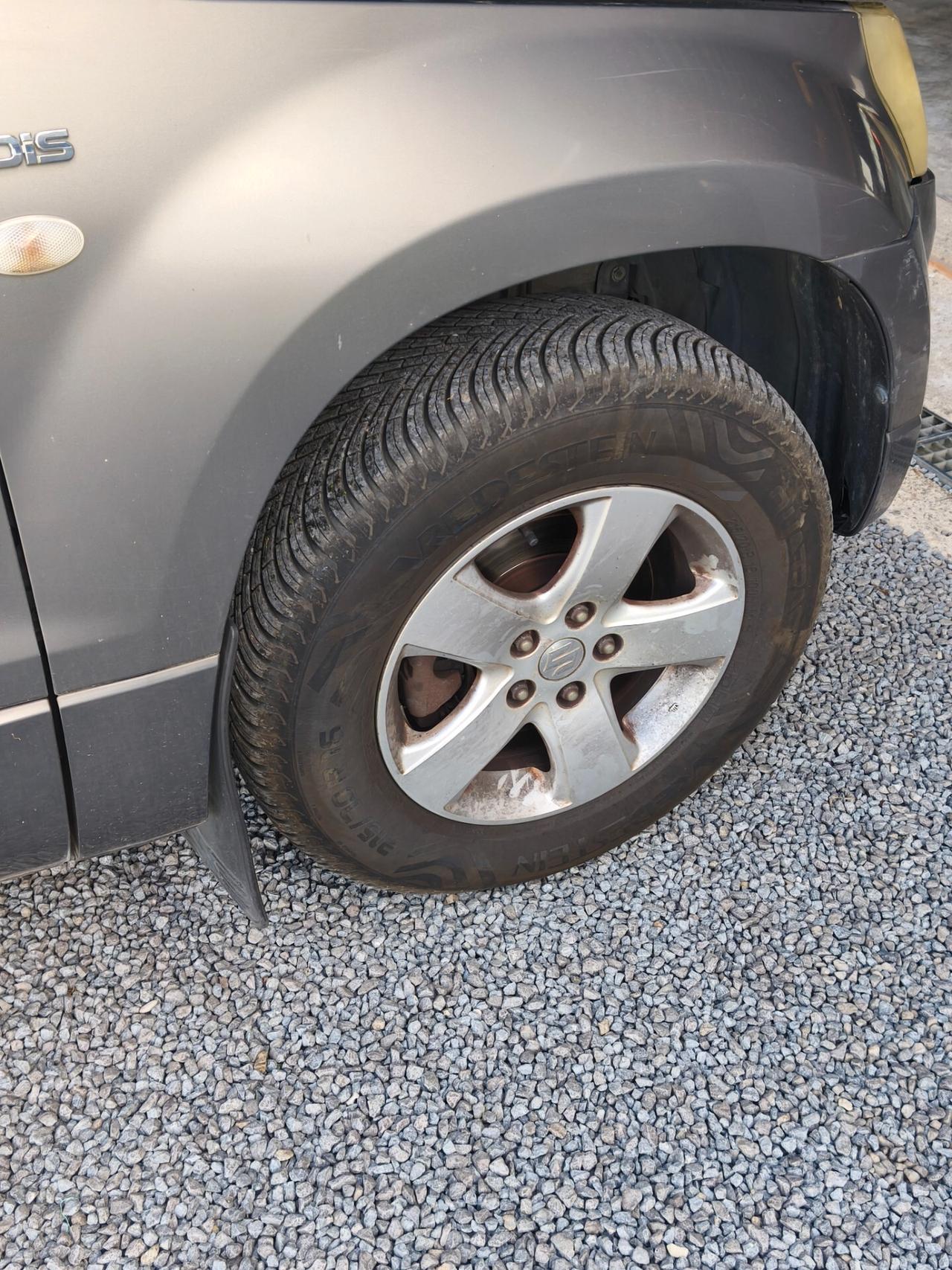 Suzuki Grand Vitara 1.9 DDiS 5 porte
