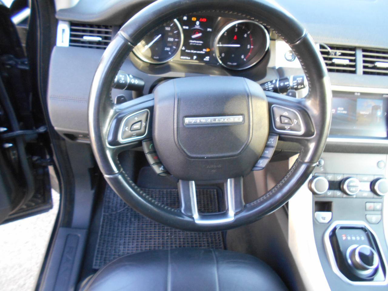 Land Rover Range Evoque 2.0 TD4 150 CV 5p. Pure