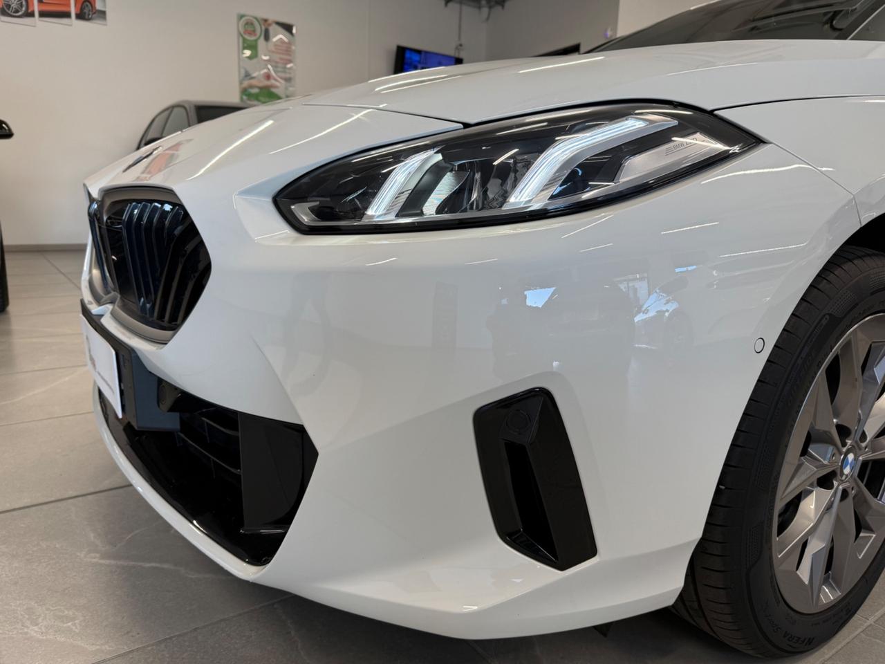 Bmw 120 48V 5p. BUSINESS