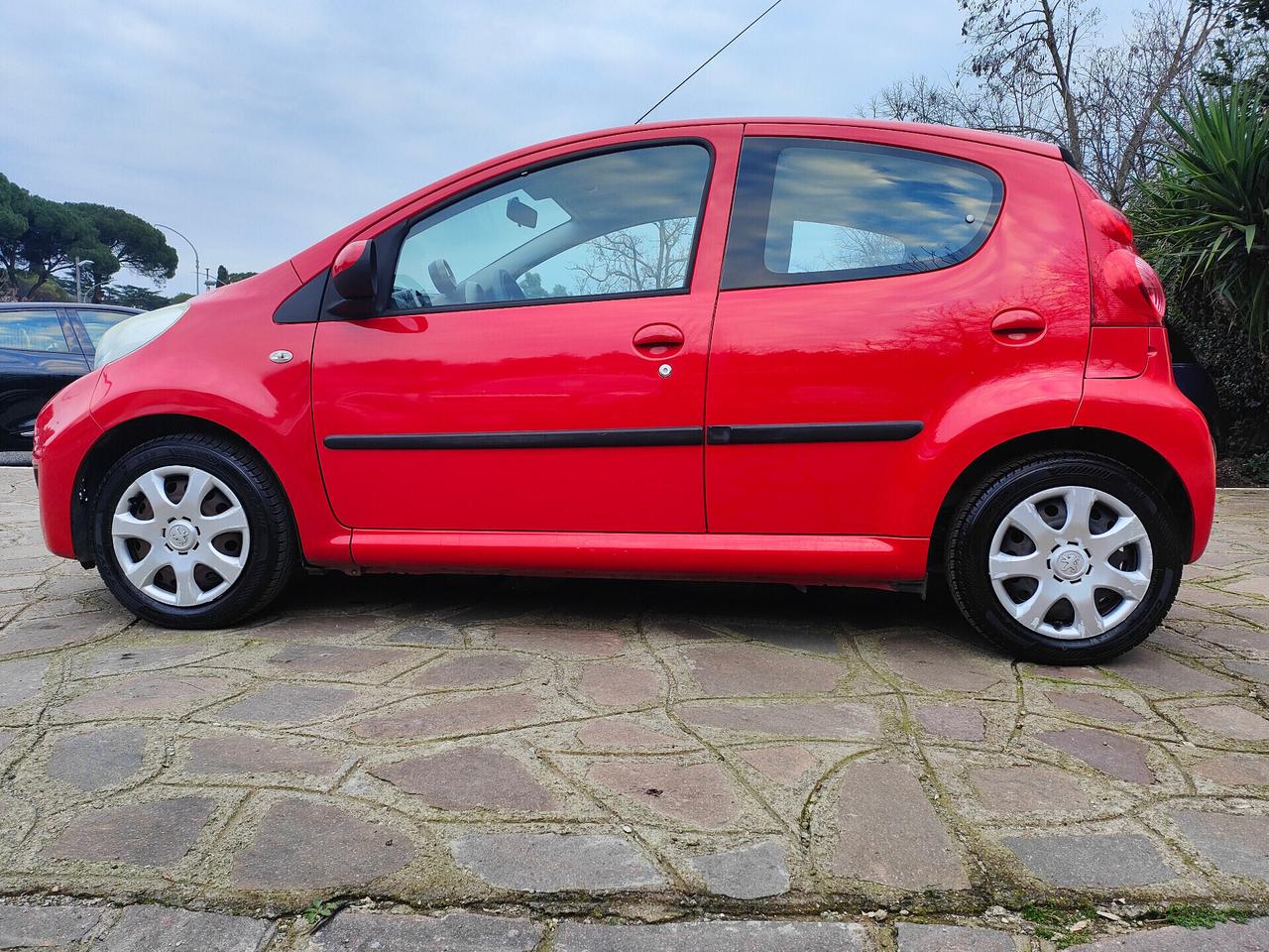 Peugeot 107 1.0 68CV 5p. Plaisir