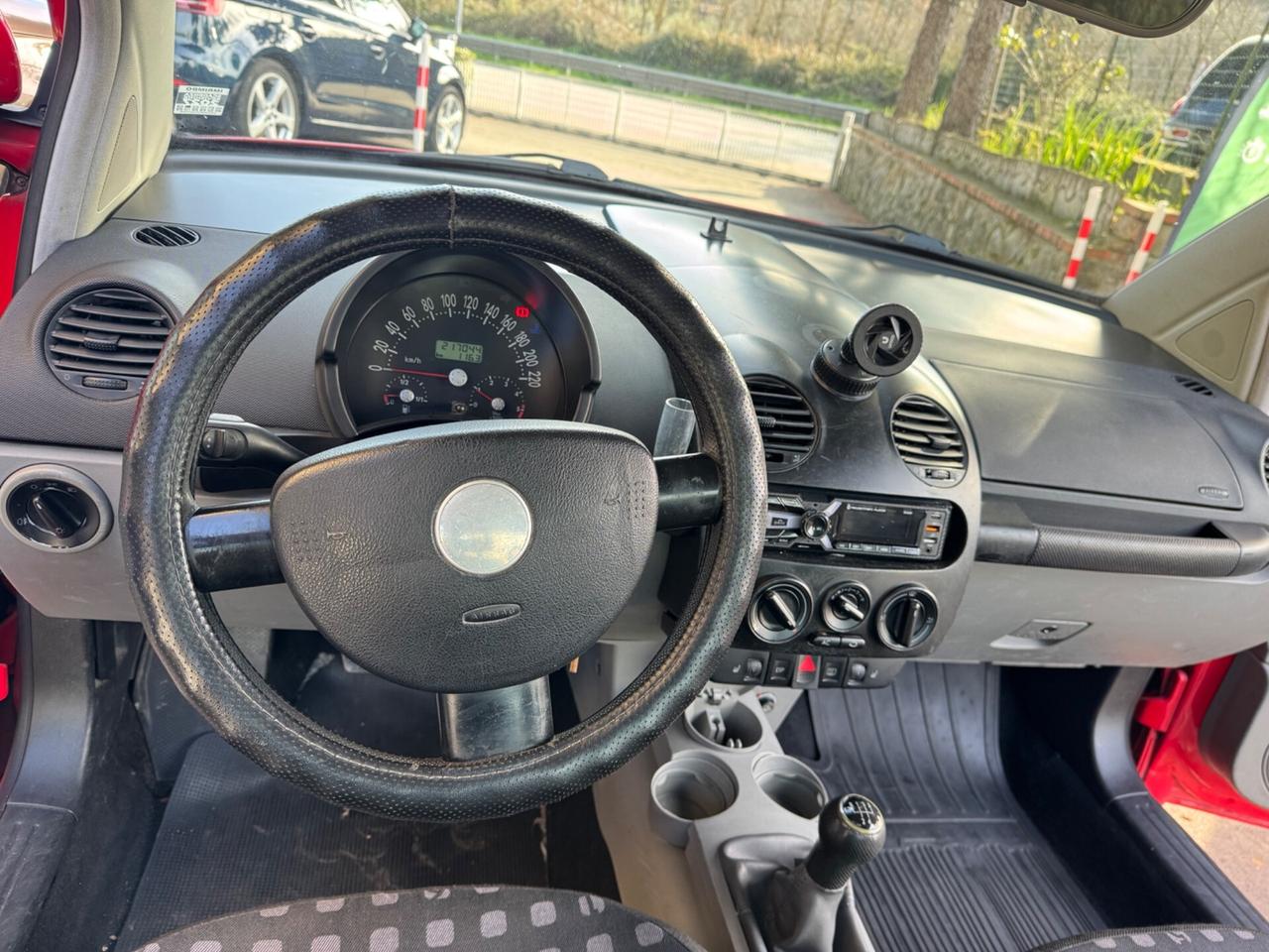 Volkswagen New Beetle