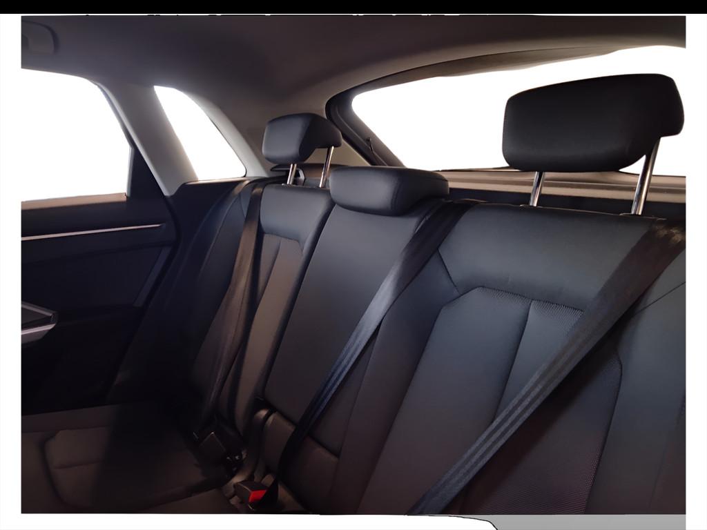 AUDI Q3 II 2018 - Q3 35 2.0 tdi Business Advanced