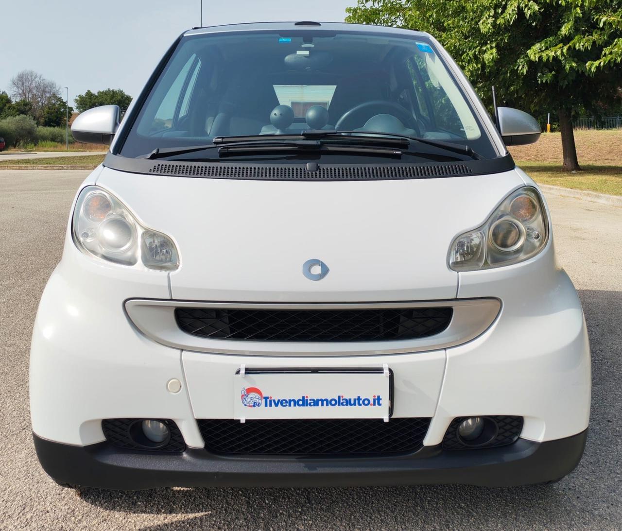 Smart ForTwo 1000 52 kW MHD cabrio passion