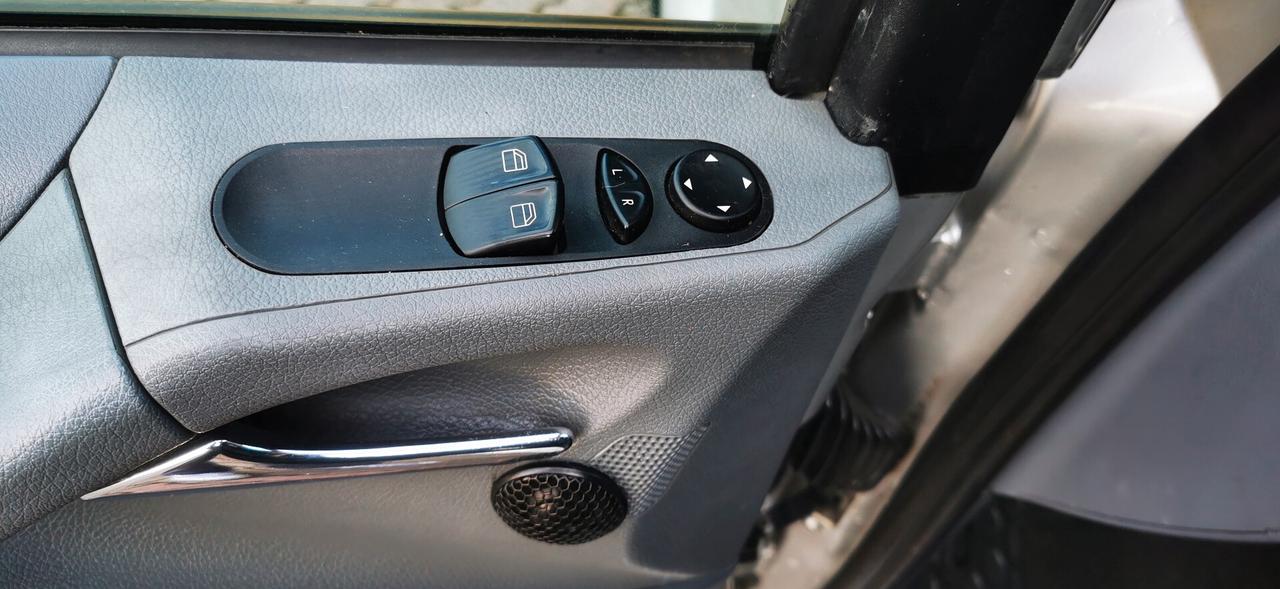 Mercedes-benz Viano 2.2 CDI 4Matic Trend L - Gancio Traino - omologato 9 posti ma sono 5 sedili Cambio Automatico