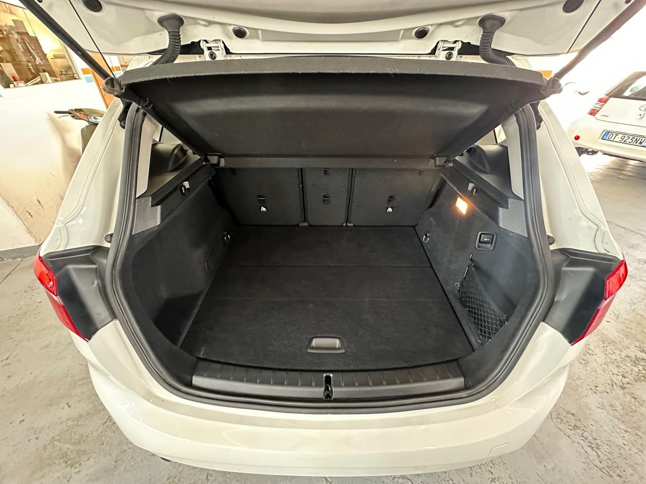 Bmw 2er Active Tourer 218i Advantage