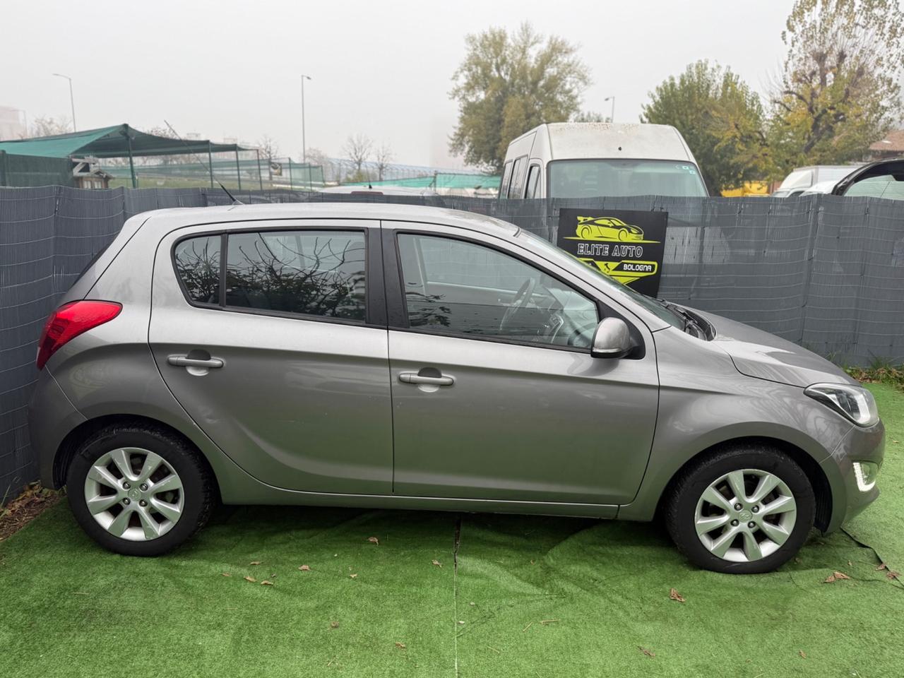 Hyundai I20 1.1 DIESEL 2013 NEOPATENTATI