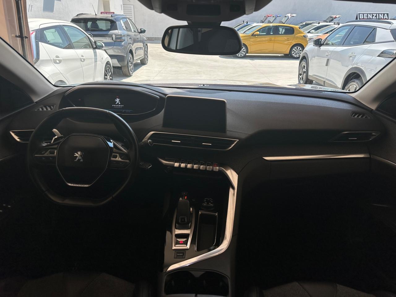Peugeot 3008 BlueHDi 130 S&S Allure