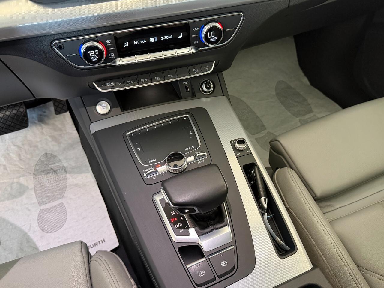 Audi Q5 Quattro 2.0 TDI 190 cv. S Tronic BUSINESS SPORT