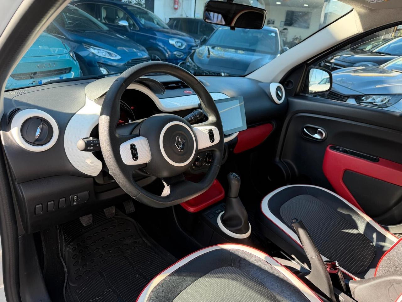RENAULT TWINGO 2019 SCe Stop&Start La Parisienne 42000KM