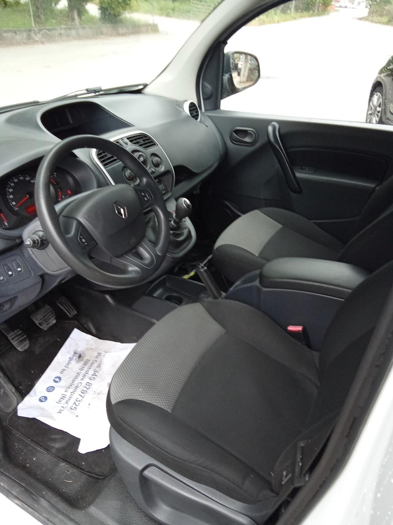 Renault Kangoo Blue dCi 95CV Maxi 020