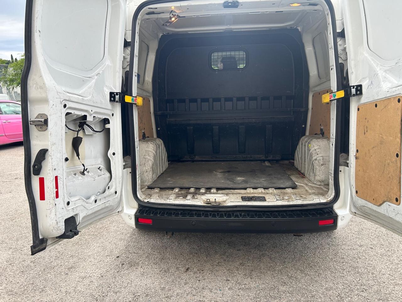 Ford Transit Custom 2.0 TDCi 130 Mixto 5 Posti