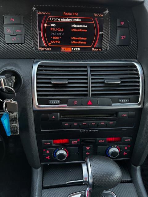 Audi Q7 3.0 V6 TDI 233CV quattro tiptronic