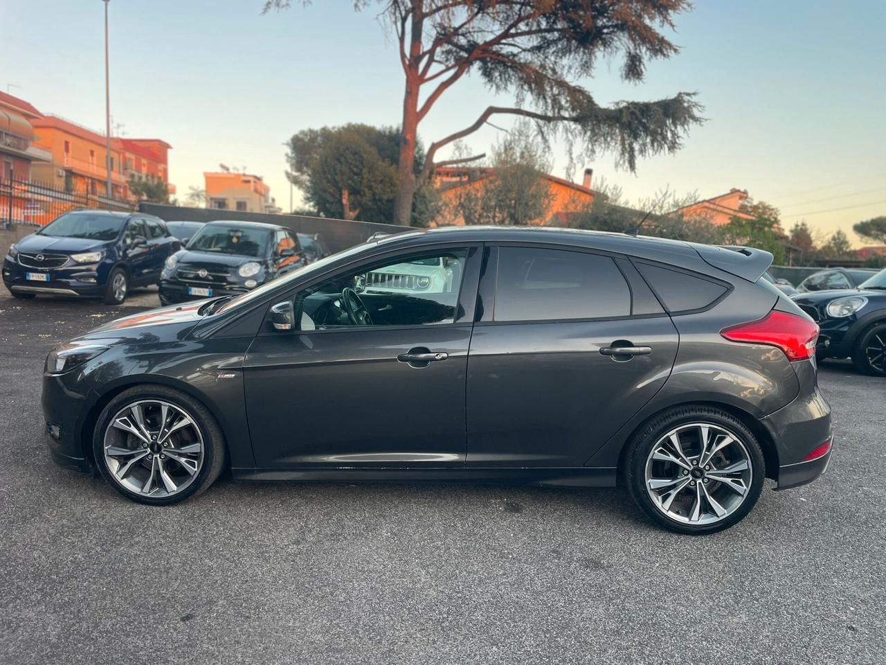 Ford Focus 2.0 TDCi 185 CV ST3 line