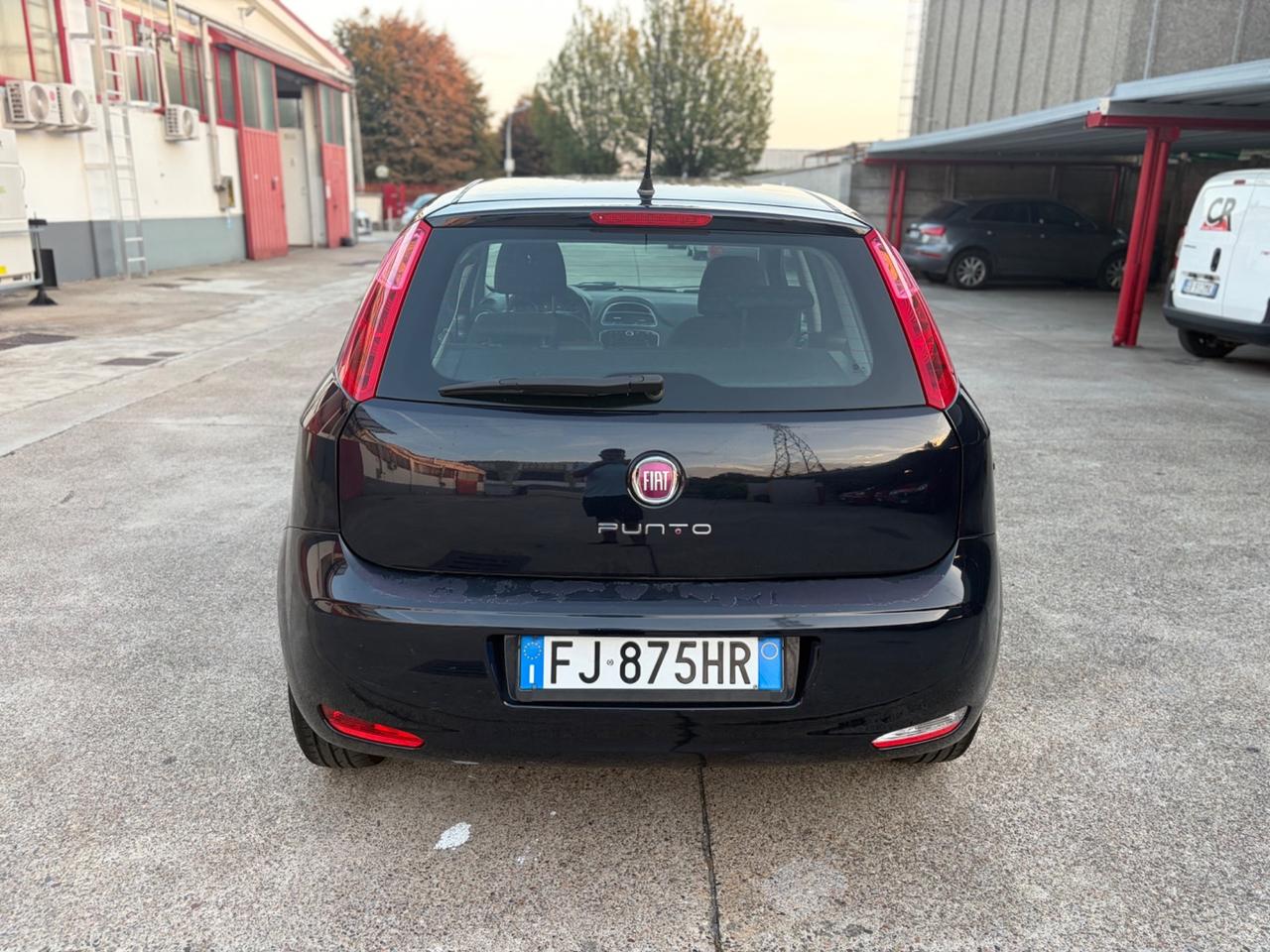 Fiat Punto 1.3 MJT II S&S 95 CV 5 porte Street